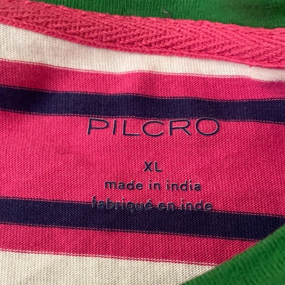 Vacay Bundle shirts and shorts - Picture 3 of 6